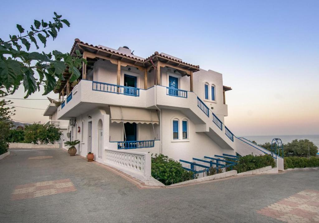 Creta Sky Apartment Achlia Luaran gambar
