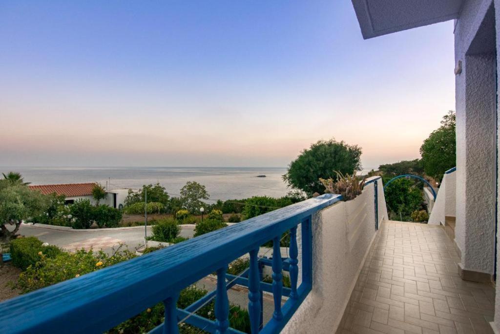 Creta Sky Apartment Achlia Luaran gambar